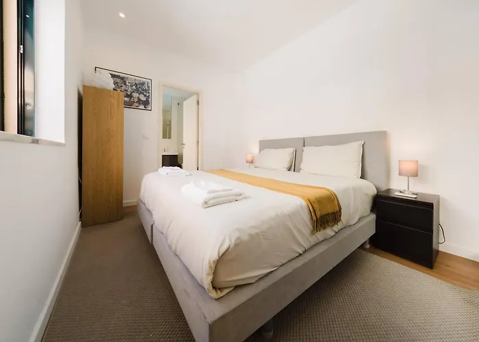 Apartament Chiado Gem Private Pool & Patio Retreat