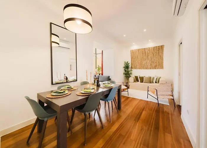 Apartament Chiado Gem Private Pool & Patio Retreat Lizbona