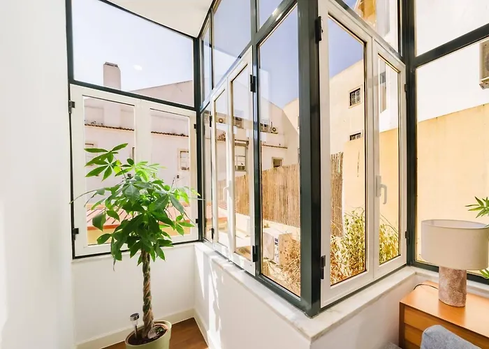 Apartament Chiado Gem Private Pool & Patio Retreat Lizbona