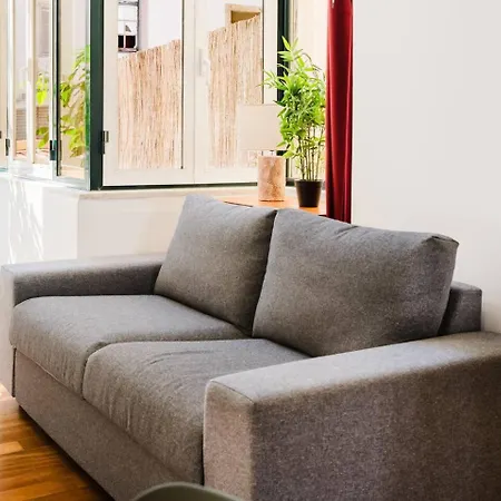 Private Pool, Sleeps 10, Apartamento Lisboa