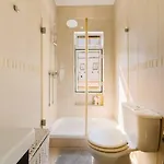 Lejlighed Chiado Gem Private Pool & Patio Retreat Lisboa