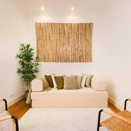 Private Pool, Sleeps 10, Lägenhet Lisboa