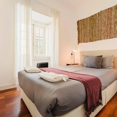 Lägenhet Private Pool, Sleeps 10, Lisboa